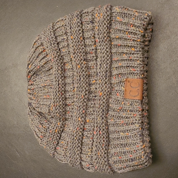 SPECKLED DARK MELANGE GRAY Ponytail Beanie - Picture 2 of 5